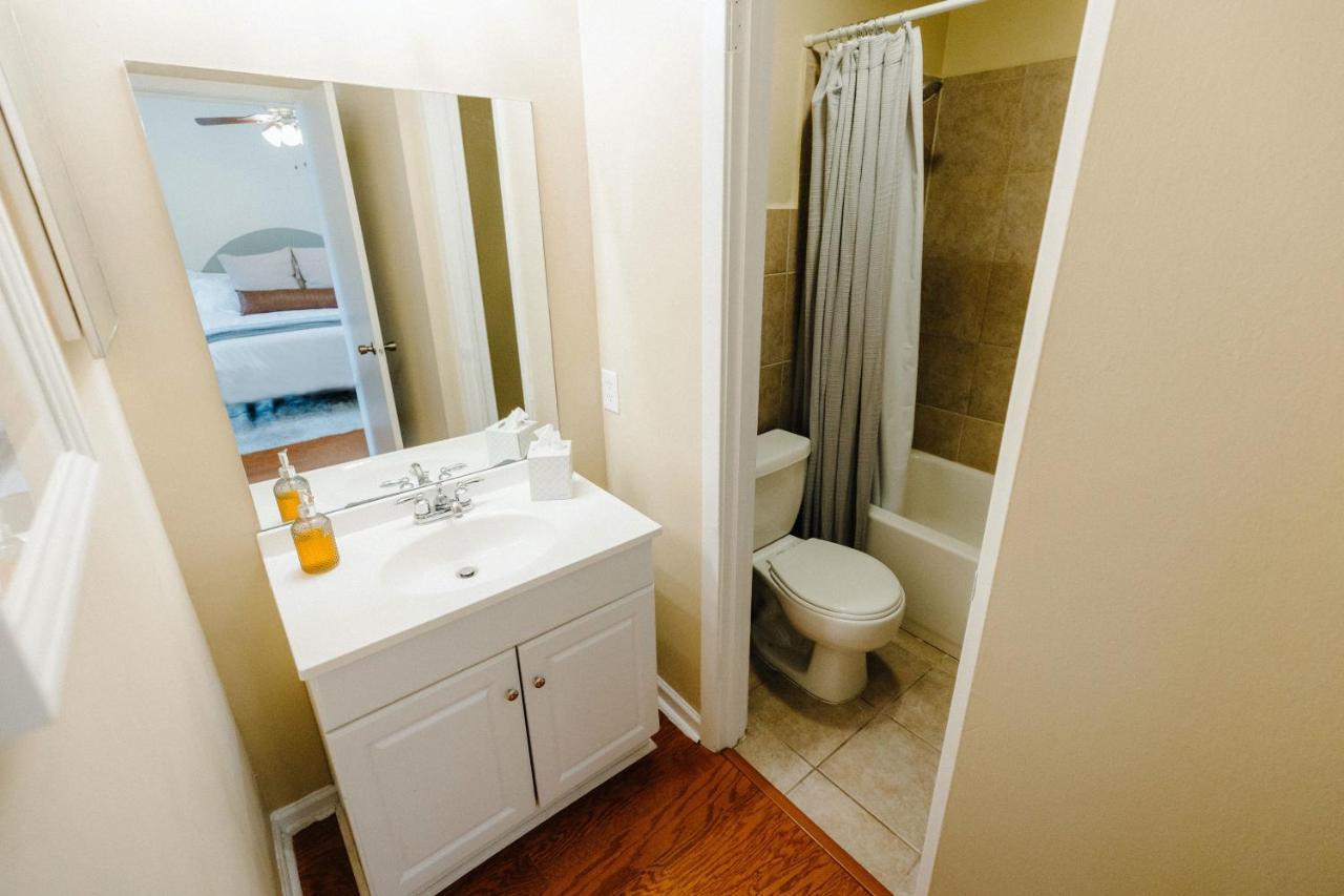 Centrally Located 3Br Overton Square Fast Wifi Free Parking Yes Pets Memphis Buitenkant foto